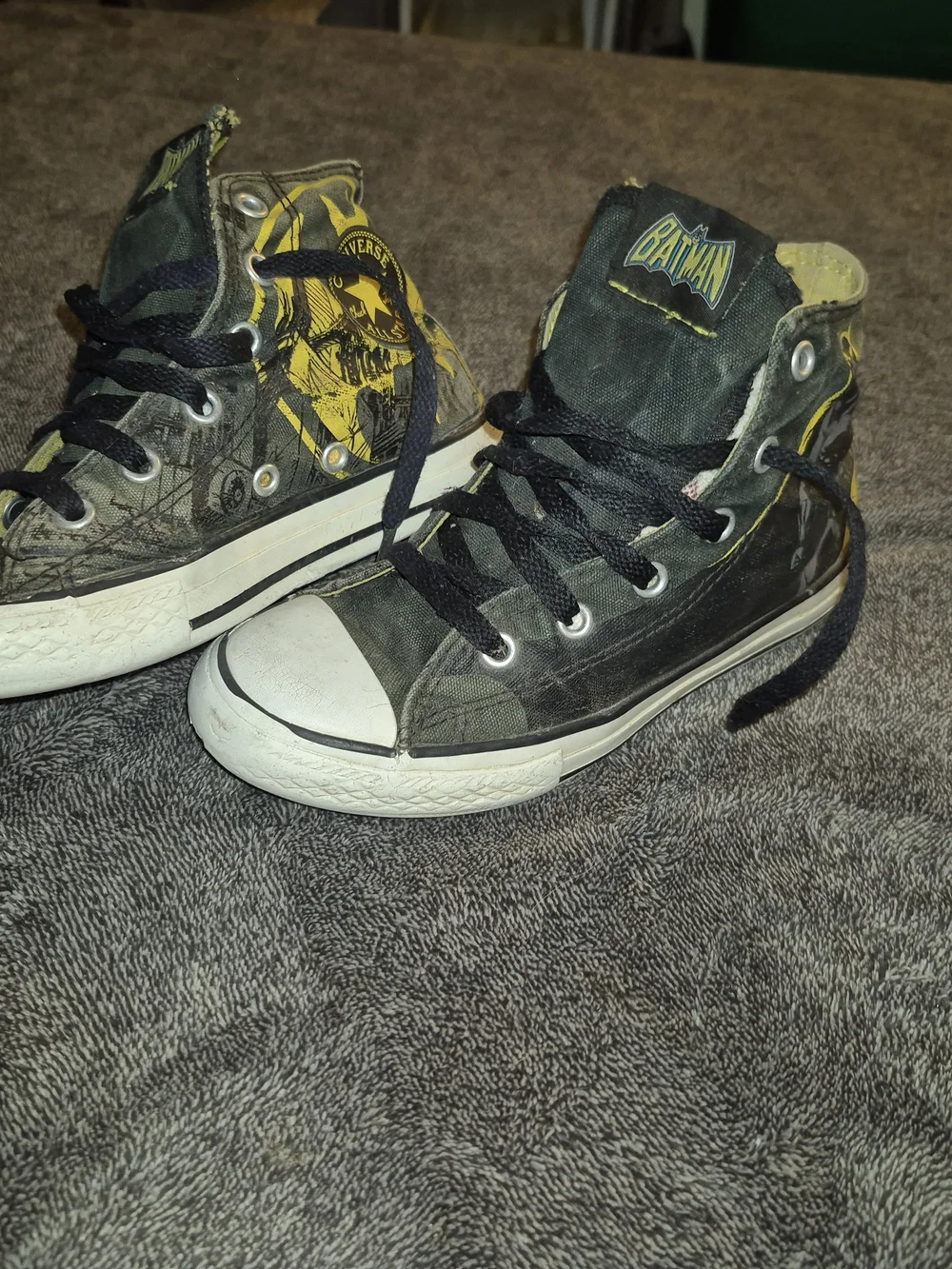 Batman Converse - boys size 1